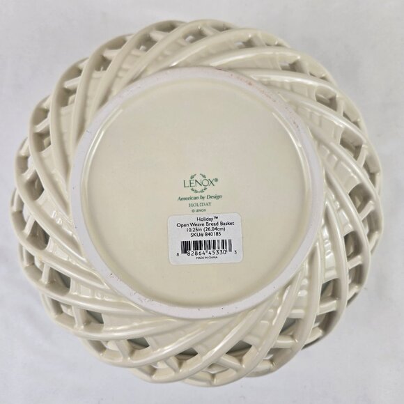Lenox Holiday Open Weave Bread Basket Porcelain Cream Holly & Berries IOB - Picture 8 of 12